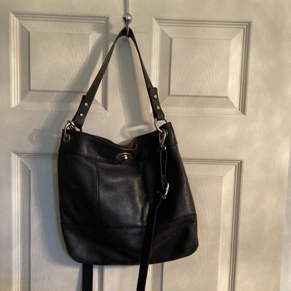 Black Leather Fossil Purse - Picture 2 of 9